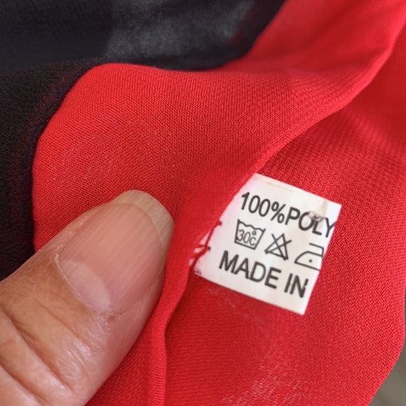 Sexy night gown/wrap, 100% polyester, black with red floral embroideries - Picture 7 of 7